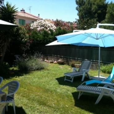 Maison garage, jardin barbecue plancha, equip bebe, cheques vacances