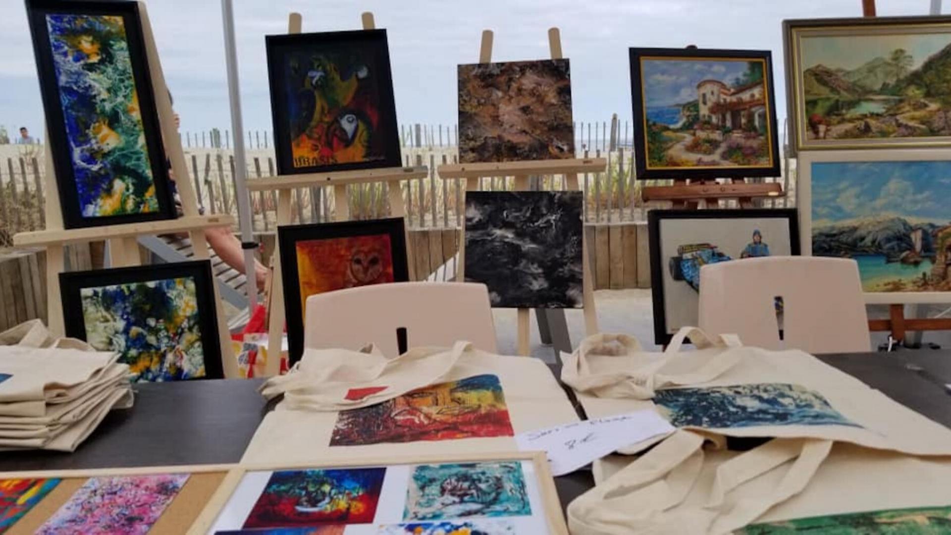 MARCHE D'ETE PEINTRES ET ARTISANS