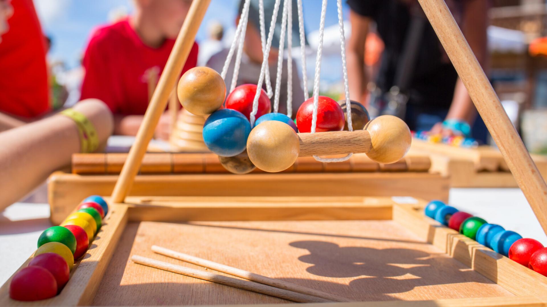 ANIMATION JEUX EN BOIS