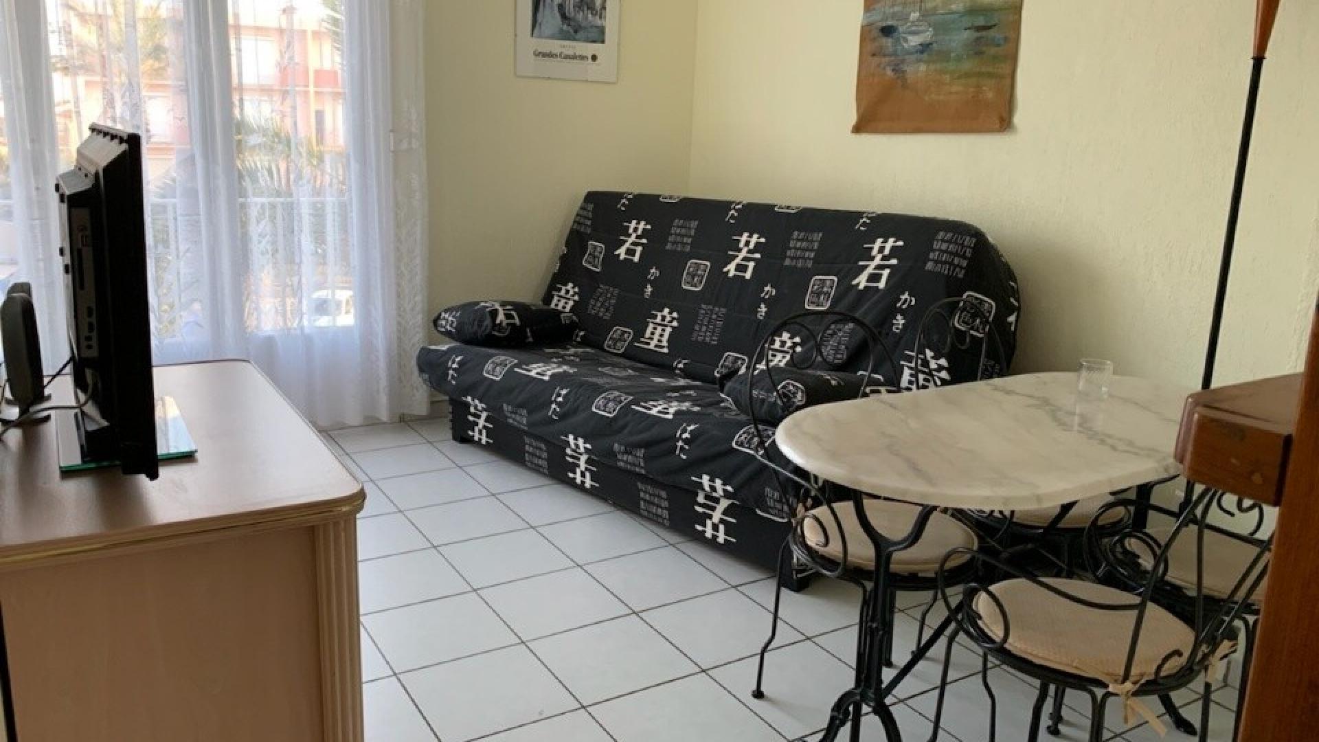 EYRAUD LYLIANE BEL APPARTEMENT LUMINEUX TOUT CONFORT A 50 METRES DE LA PLAGE T2