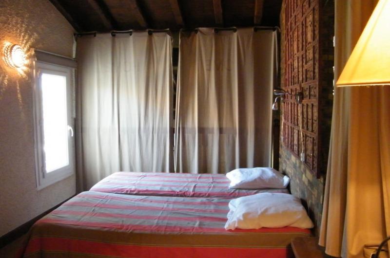 MUR Adèle chambre 2 MUR Adèle chambre 2